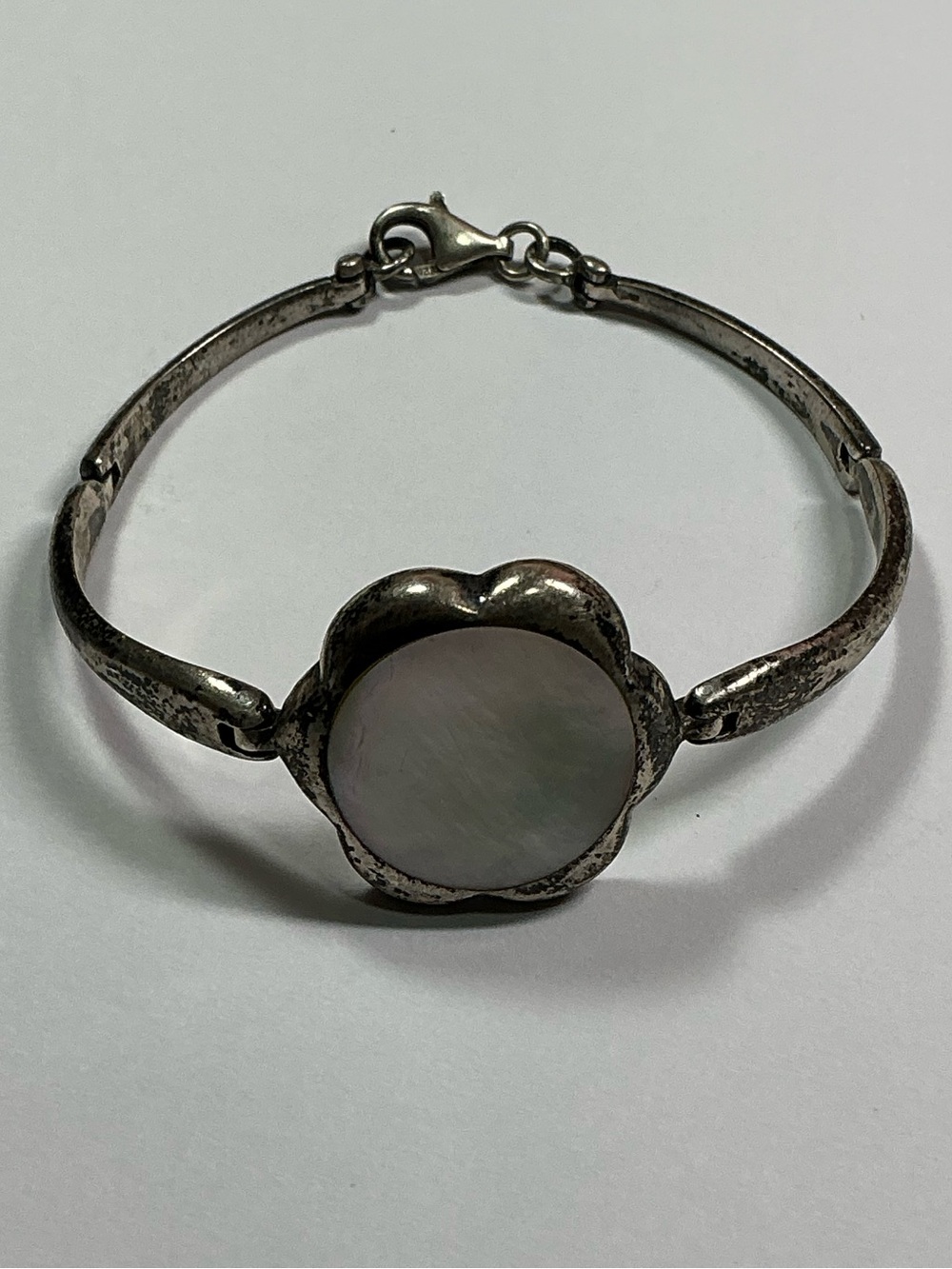 Vintage Sterling Silver Bracelet with Inlay Mother Of Pearl. 6.25 inches long